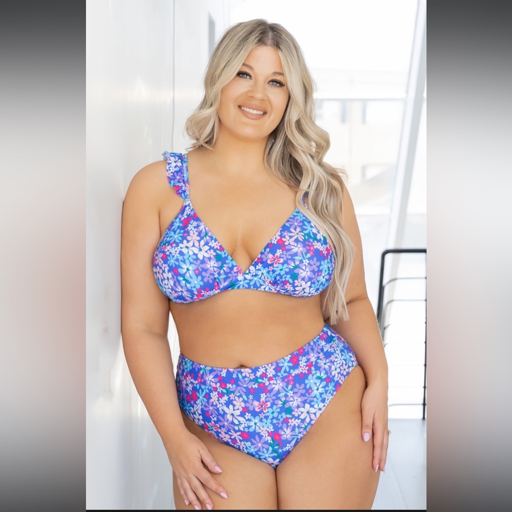 Sundry Daisy Ruffled Bralette & High Waist Bikini Set